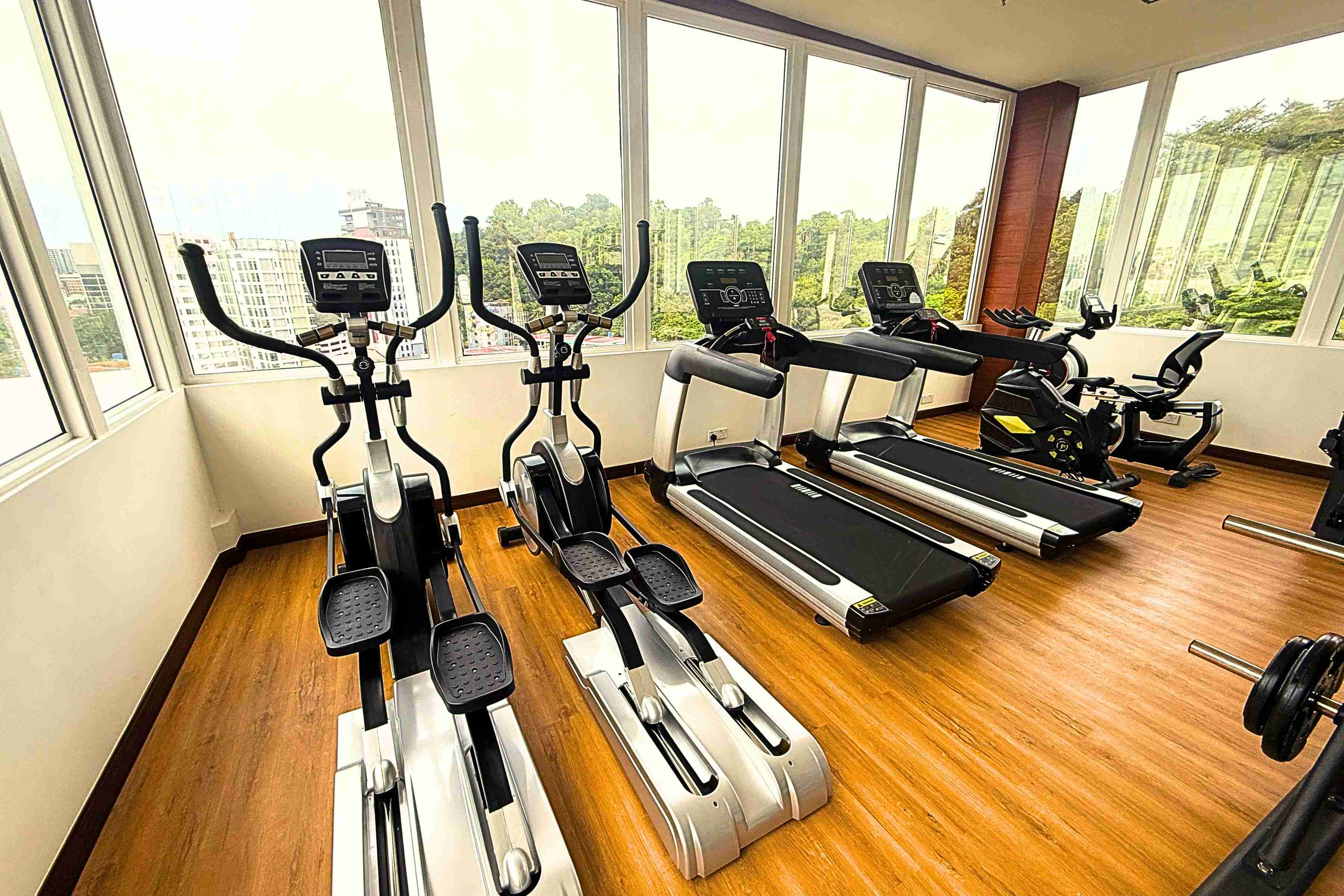 Howard Johnson by Wyndham Kota Kinabalu City Centre accommodation photo