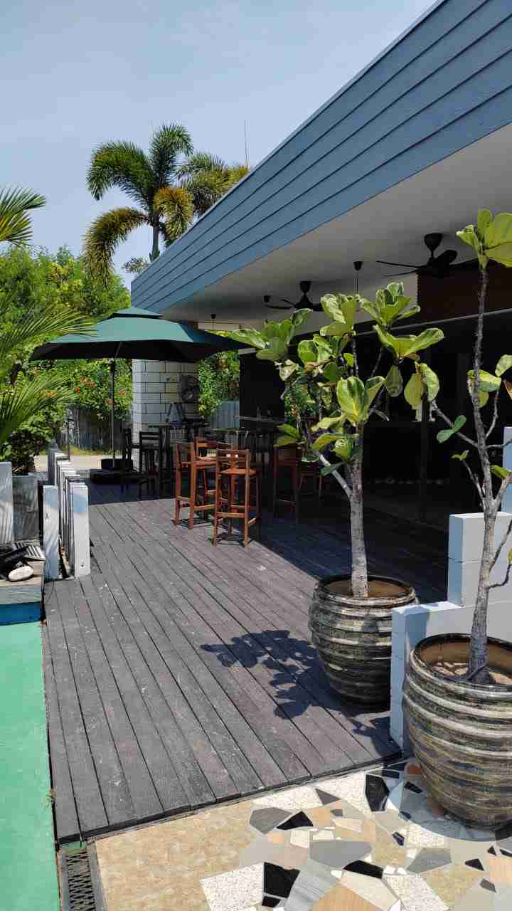 Treeline Urban accommodation photo